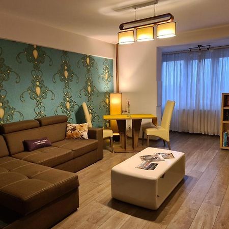 Central Cosy Apart Oradea Exterior foto
