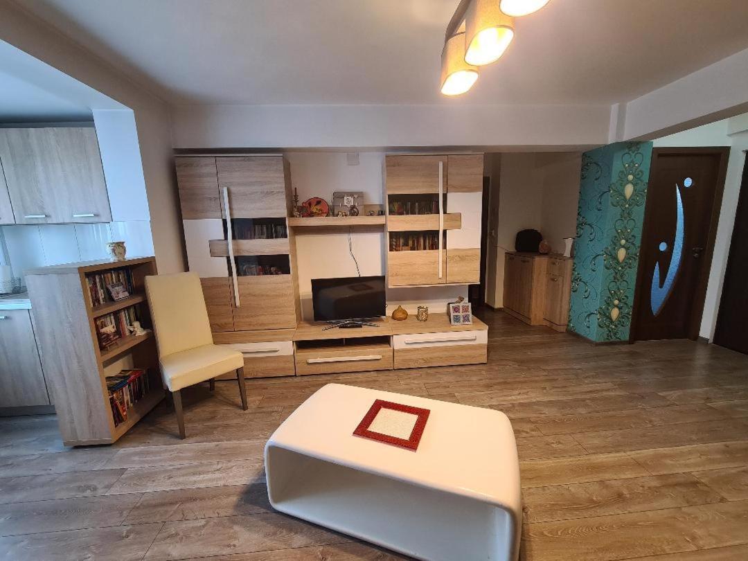 Central Cosy Apart Oradea Exterior foto